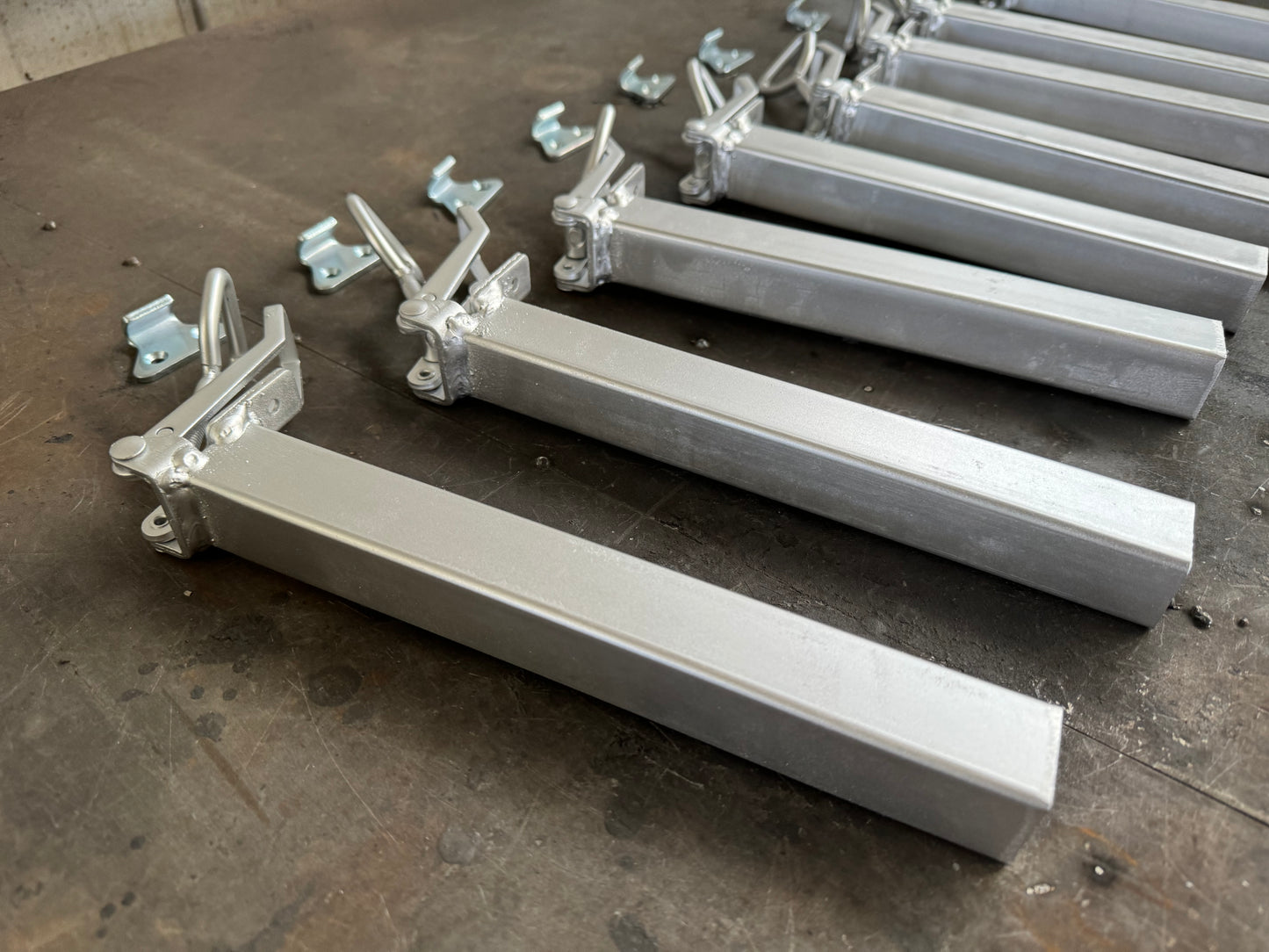 Canopy latches